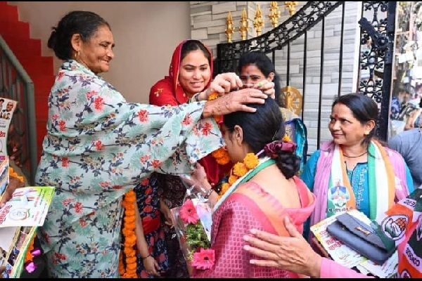  बिलासपुर शहर में कांग्रेस का बोल रहा है बोलबाला,,,,,,,,,,,,,,