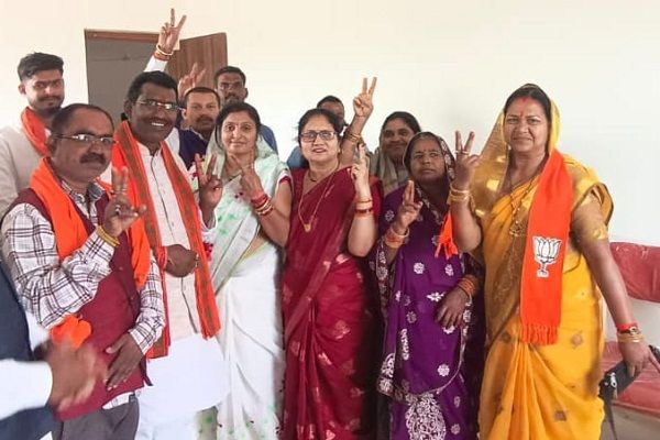  राजिम में भाजपा में खुशी लहर, जगह जगह रोहित का स्वागत