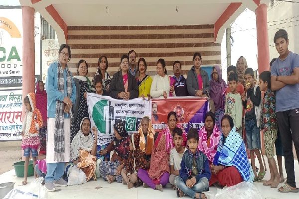  सक्षम बिलासपुर एवं मानवाधिकार सहायता संघ अंतरराष्ट्रीय द्वारा  सपेरा बस्ती अचानकपुर  चकरभाटा में कंबल वितरण