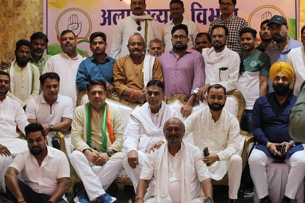 दुर्ग लोकसभा से कांग्रेस उम्मीदवार राजेंद्र साहू को जीत दिलाने भिलाई जिला अल्पसंख्यक विभाग ने सभा आयोजित किया