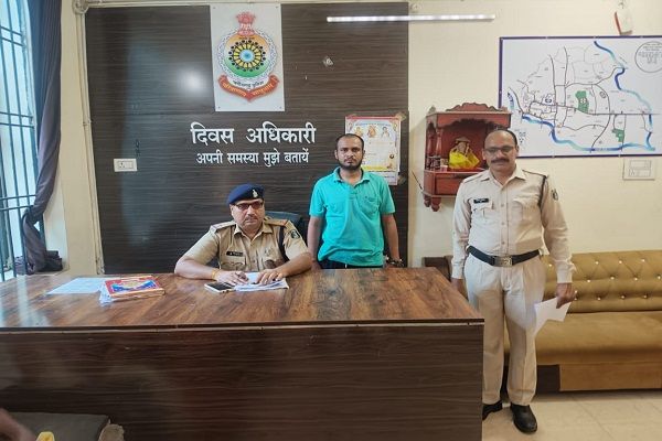 अश्लील वीडियो बनाकर बदनाम करने की धमकी देकर किया शारीरिक शोषण