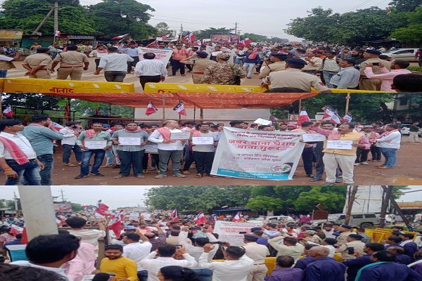 पत्रकार पर कातिलाना हमला, आरोपियों को गिरफ्तार करने की मांग को लेकर किया धरना प्रदर्शन