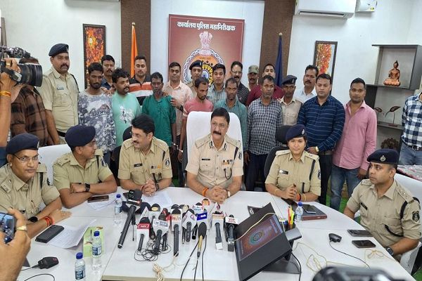 बिलासपुर पुलिस का अंतर्राज्यीय बसोर गिरोह पर प्रहार, 7 सदस्य गिरफ्तार