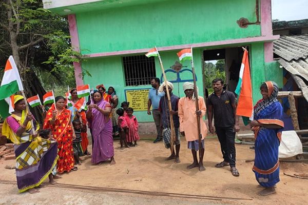 जिले में उत्साह पूर्वक किया जा रहा हर घर तिरंगा का आयोजन