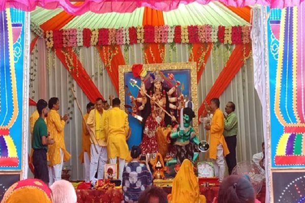 विराट नगर में विराट स्वरूप में हुआ माँ दुर्गा का आगमन