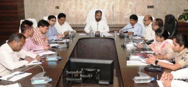 &lsquo;14 नवम्बर से पूर्व धान खरीदी की सभी आवश्यक तैयारियां पूर्ण करें&rsquo; : कलेक्टर