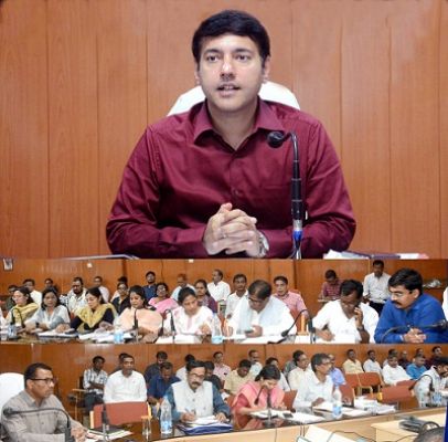 कलेक्टर ने ली साप्ताहिक समय सीमा की बैठक