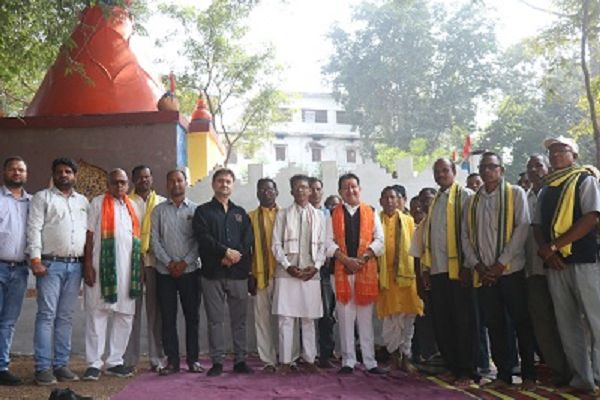 आदिवासी क्षेत्रों के विकास के लिए प्रतिबद्ध है हमारी सरकार: विधायक अग्रवाल