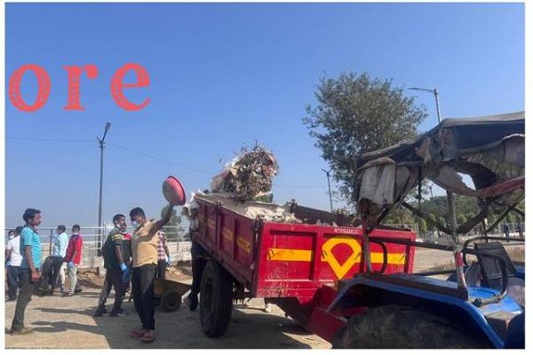 एसपी के नेतृत्व में झुमका बोट क्लब में चला सफाई अभियान