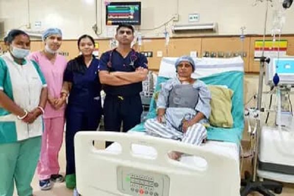 मेकाहारा में ओपन हार्ट सर्जरी शुरू: 50 वर्षीय महिला का वाल्व रिप्लेसमेंट