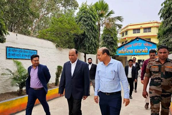 नए जज ने किया सेंट्रल जेल का औचक निरिक्षण