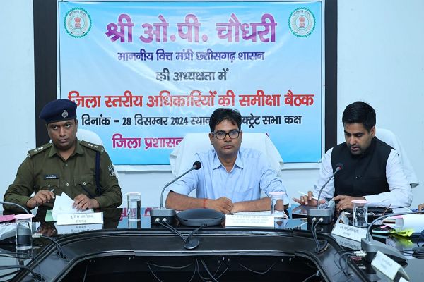 निर्माण कार्यों में गुणवत्ता सर्वोपरि, काम समय से पूरा हो इसका ध्यान रखें : ओपी चौधरी