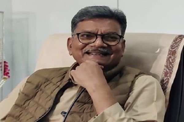 बी.एड. प्रशिक्षित नवनियुक्त सहायक शिक्षकों की बहाली करें सरकार - डॉ. महंत