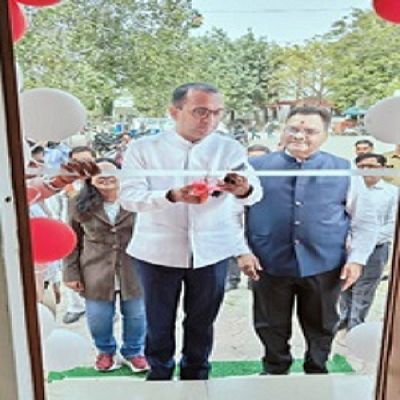 कलेक्टर ने जिला कार्यालय परिसर में पालना घर का किया शुभांरभ