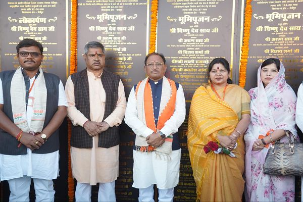  प्रधानमंत्री नरेंद्र मोदी की एक और गारंटी पूरी: भूमिहीन श्रमिकों को 10-10 हजार रुपए सालाना देने की मुख्यमंत्री श्री साय ने की घोषणा 