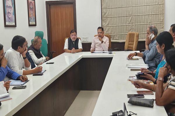 भाजपा घोषणा पत्र समिति की बैठक ने चुनावी रणनीति पर चर्चा