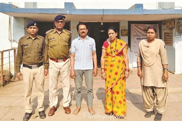 नौकरी लगाने के नाम पर लाखों की ठगी