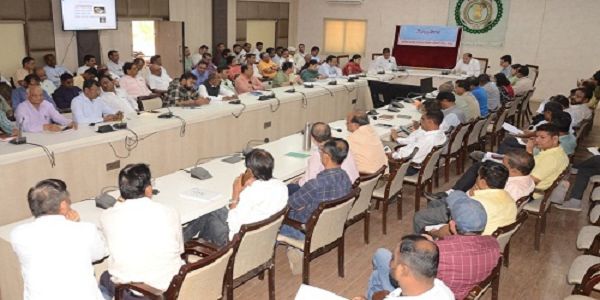 सौपे गए दायित्वों का गंभीरता पूर्वक करे निर्वहन सेक्टर अधिकारी : राठौर