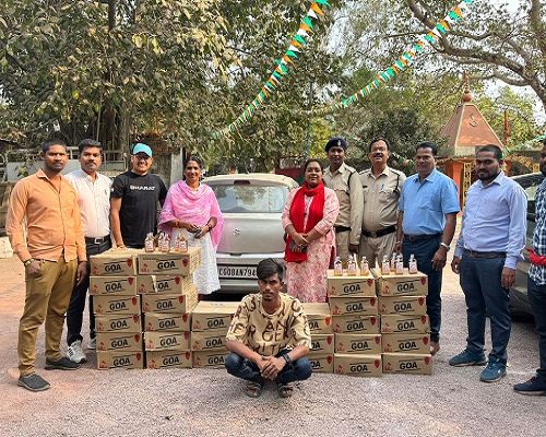 31 पेटी एमपी मदिरा एवं स्विफ्ट कार जब्त, आरोपी गिरफ्तार