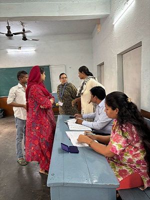 सामान्य प्रेक्षक ने मतदान दिवस पर मतदान केन्द्रों का किया सघन निरीक्षण