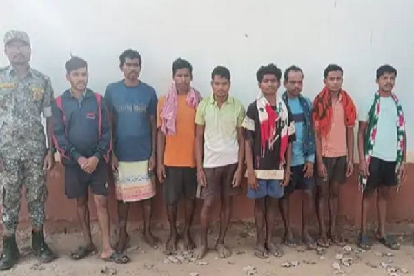 ग्रामीण युवक की हत्या में शामिल 7 नक्सली गिरफ्तार
