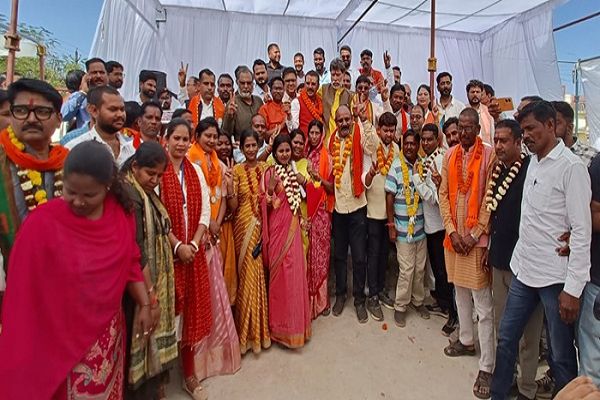 भाजपा के महापौर उम्मीदवार संजय 8 हजार 762 मतों से जीते