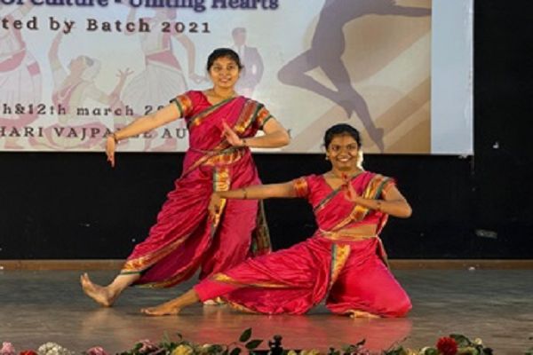 चिकित्सा महाविद्यालय के वार्षिक उत्सव यूफोरिया 2025 का हुआ रंगारंग आगाज़