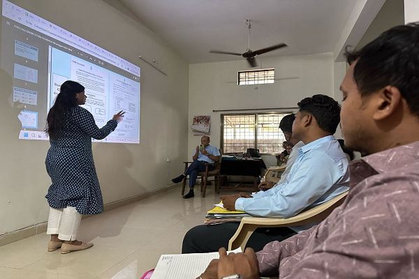 एमआईएस-आईईसी कोऑर्डिनेटर की संभाग स्तरीय कार्यशाला