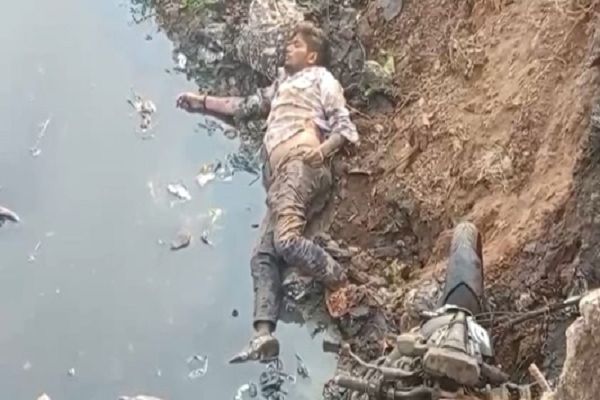 एक्सप्रेस-वे पर युवक की लाश मिली, हत्या की आशंका