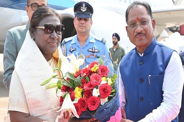 राष्ट्रपति द्रौपदी मुर्मु ने छत्तीसगढ़ विधानसभा में 'जय जोहार' के साथ शुरू किया संबोधन, बोलीं- आपको देखकर ओडिशा की यादें ताजा हो गईं