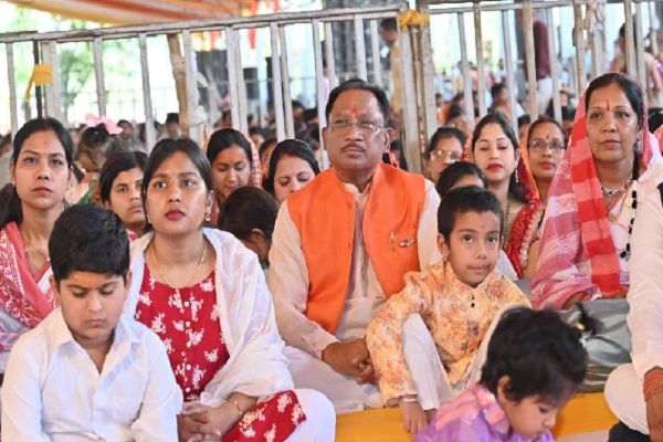 मायाली में प्रदीप मिश्रा के श्रीमुख से शिव महापुराण कथा का वाचन : साय