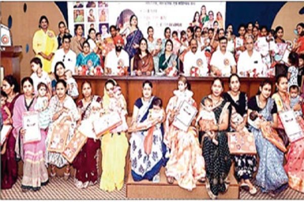 201 बेटियों के माता-पिता का नवसृजन मंच ने किया सम्मान