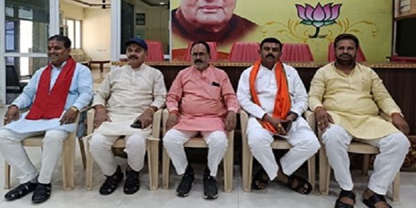 6 अप्रैल को भाजपा मनाएगी स्थापना दिवस एकात्म परिसर में बैठक संपन्न