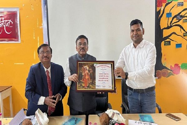 सच्चाई और ईमानदारी पत्रकारिता की आत्मा: दिलीप वासनीकर