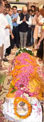 राज्यपाल श्री रमेन डेका ने आतंकी हमले  मे जान गंवाने वाले श्री मिरानिया को दी श्रद्धांजलि