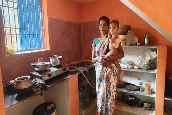 प्रधानमंत्री आवास योजना से राधिका के जीवन में आई नई रोशनी