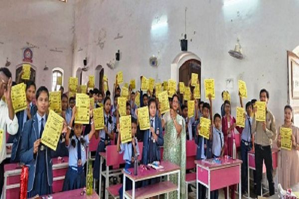 विश्व मलेरिया दिवस पर संगोष्ठी एवं क्विज प्रतियोगिता आयोजित