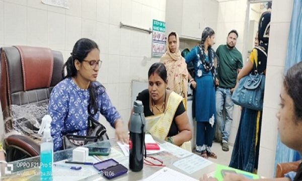 उच्च जोखिम वाली गर्भवती महिलाओं की स्वास्थ्य केंद्रों में होती है निशुल्क जांच