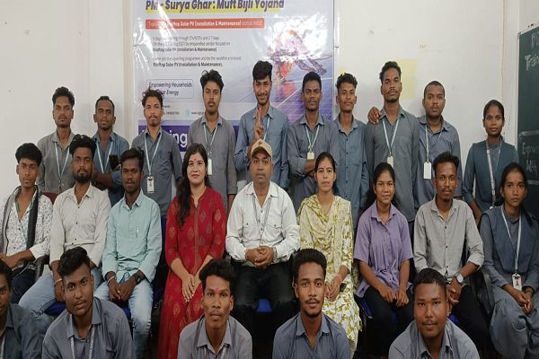 सोड़ी अर्पण का बना आधार कार्ड