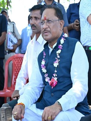 मुख्यमंत्री श्री विष्णु देव साय स्वयं कर रहे फील्ड विजिट