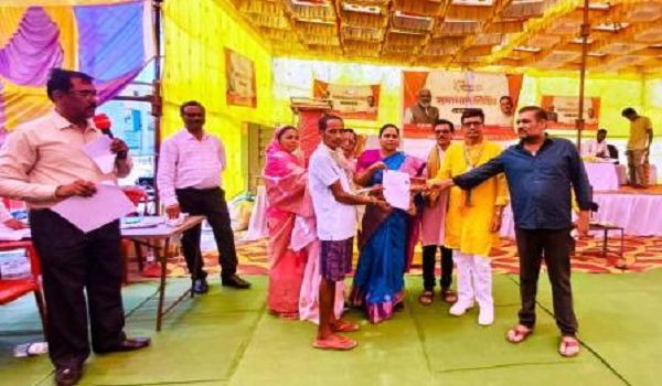 छिंदगढ़ में लगा समाधान शिविर, ग्रामीणों से प्राप्त हुए 273 आवेदन