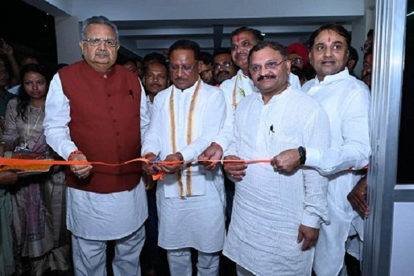 मुख्यमंत्री विष्णु देव साय ने शासकीय क्षेत्रीय मुद्रणालय के नवीन भवन का किया लोकार्पण