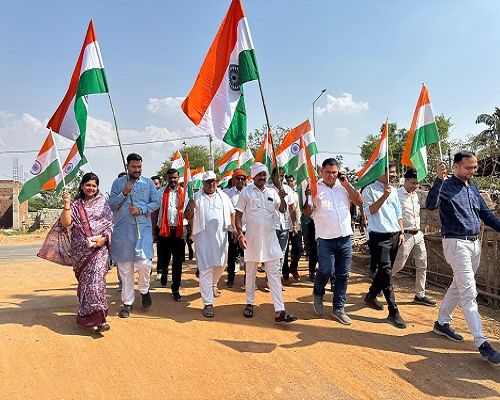  सैन्य शौर्य के सम्मान में भव्य तिरंगा यात्रा का आयोजन