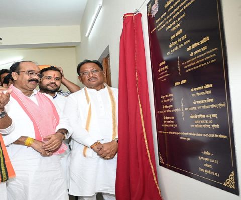  मुख्यमंत्री श्री साय ने मुंगेली प्रेस क्लब के नवनिर्मित भवन का किया लोकार्पण, पत्रकारों को दी बधाई