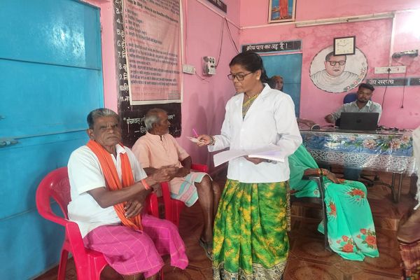 पीएम आयुष्मान वय-वंदना कार्ड बनाने में छत्तीसगढ़ देश में 5वें स्थान पर