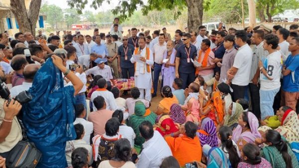 अपने पूर्व संसदीय क्षेत्र में आपके बीच आकर परिवार सा महसूस कर रहा हूँ: मुख्यमंत्री साय