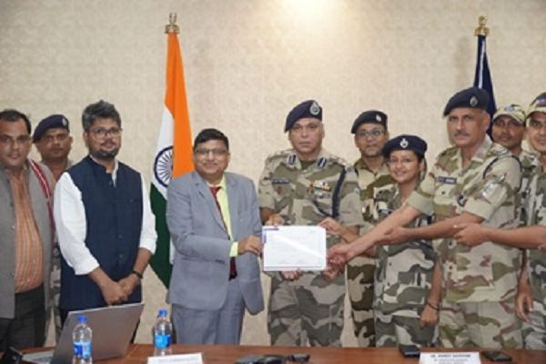 सीआईएसएफ क्षेत्रीय प्रशिक्षण केंद्र, भिलाई को मिली दो सितारा &ldquo;अति उत्तम&rdquo; मान्यता