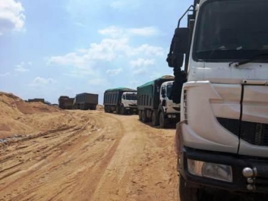 रेत माफियाओं पर कलेक्टर-SSP का 'सैंड स्ट्राइक': 86 वाहन जब्त, 31 FIR दर्ज