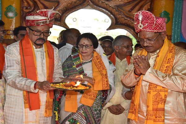 रथयात्रा महोत्सव में शामिल हुए राज्यपाल श्री रमेन डेका