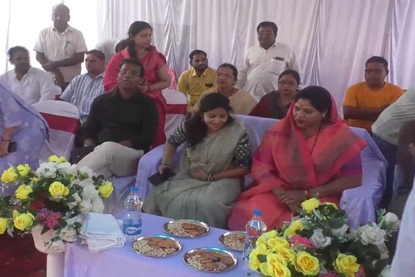 प्रोटोकॉल उल्लंघन पर भड़कीं बिलाईगढ़ विधायक, बोलीं- ये मेरा नहीं, जनता का अपमान है